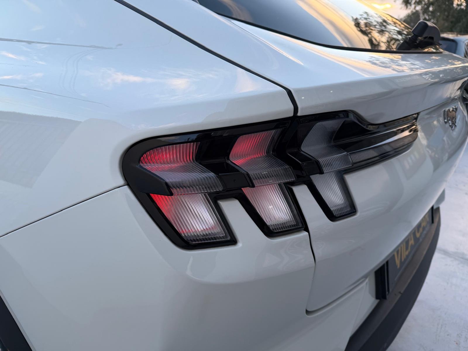 Ford Mustang Mach-E Standard - imagem 28