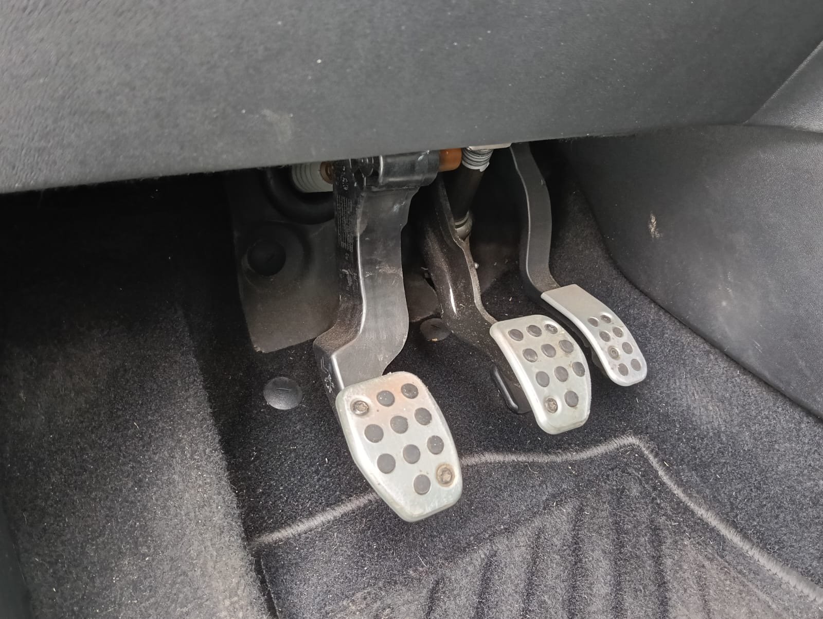 Peugeot 208 - imagem 3