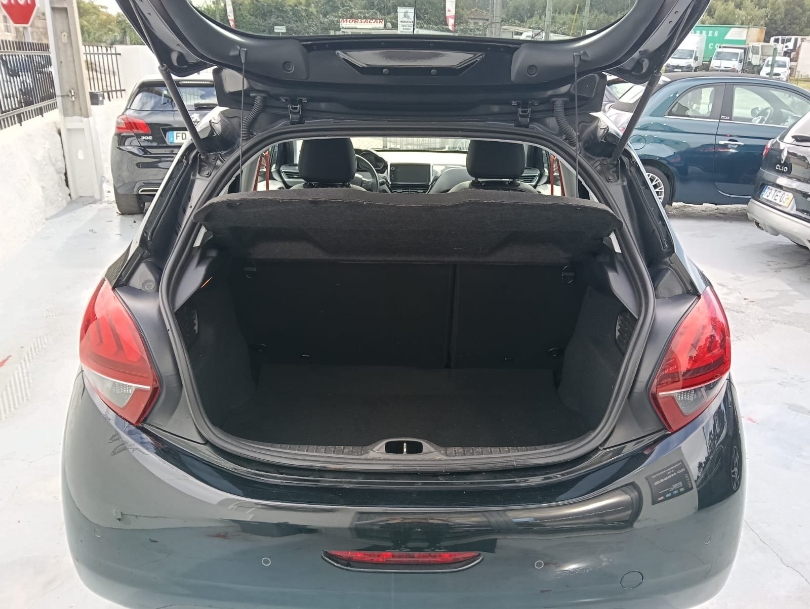 Peugeot 208 - imagem 5