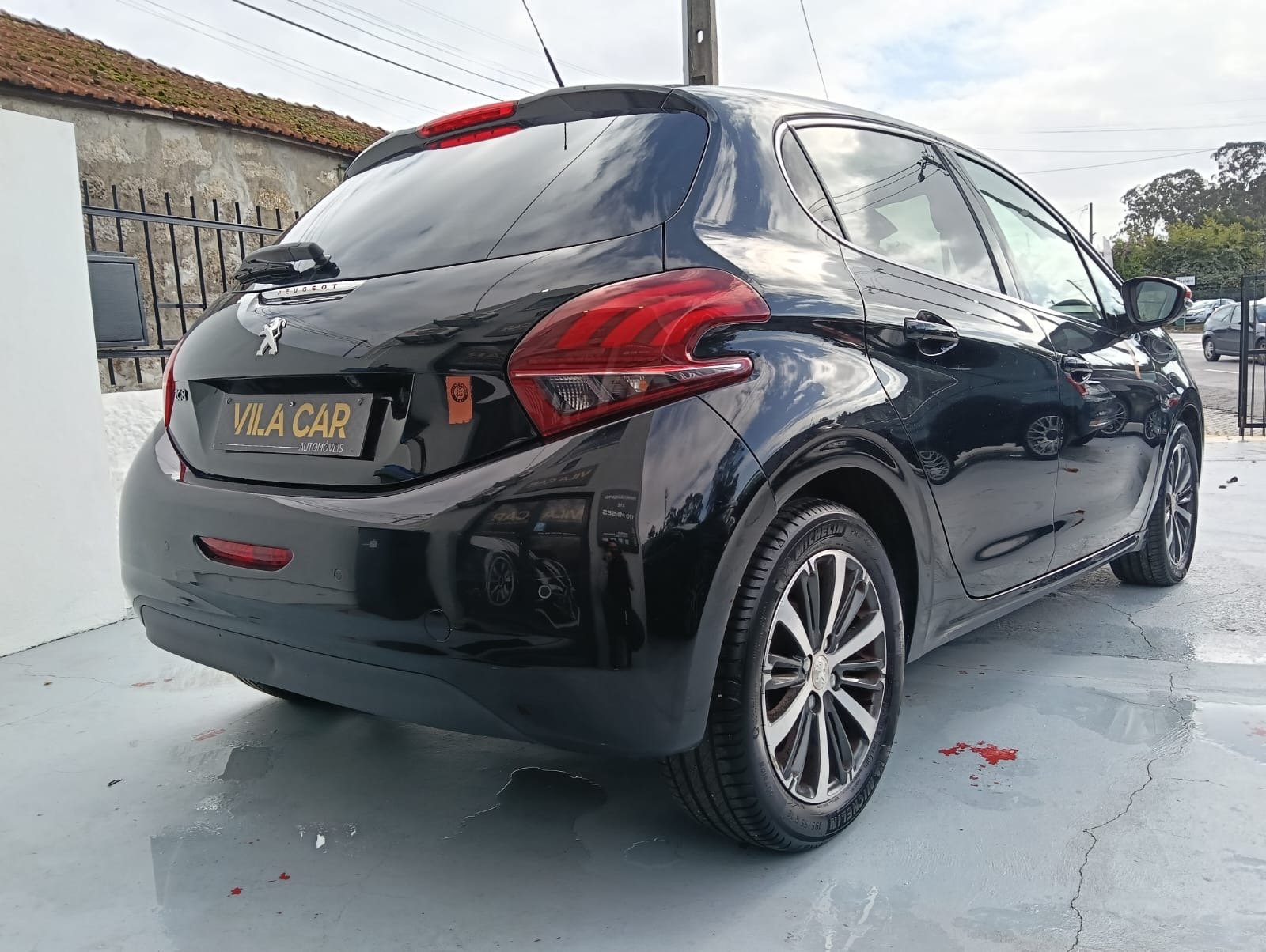 Peugeot 208 - imagem 14