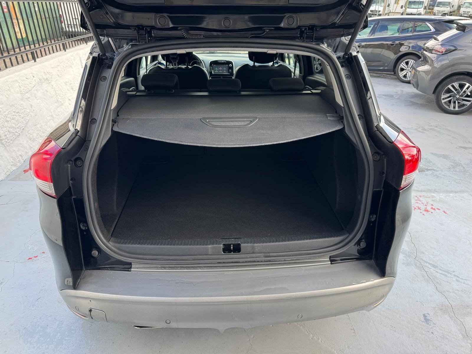 Renault Clio Sport Tourer 1.2 TCe GT Line - imagem 9